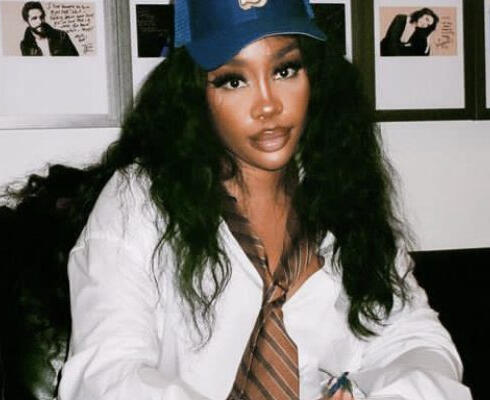 Review: &#39;SOS&#39; by SZA